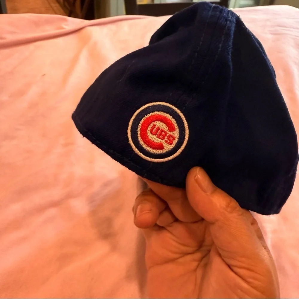 New Era Chicago Cubs Navy Cap with Red Logo